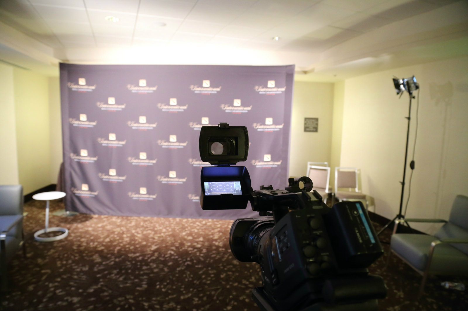 星空·综合体育-威少延续2年1轮游喜剧 单节飙菜鸟竟成赛季绝唱(图1) 星空综合