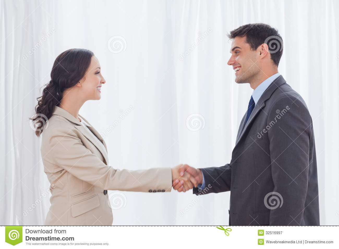 哈尔滨工业大学建筑设计研究院篮球队获2016年“材苑杯”教职工篮球赛冠军‘星空综合’(图1) 星空·综合体育