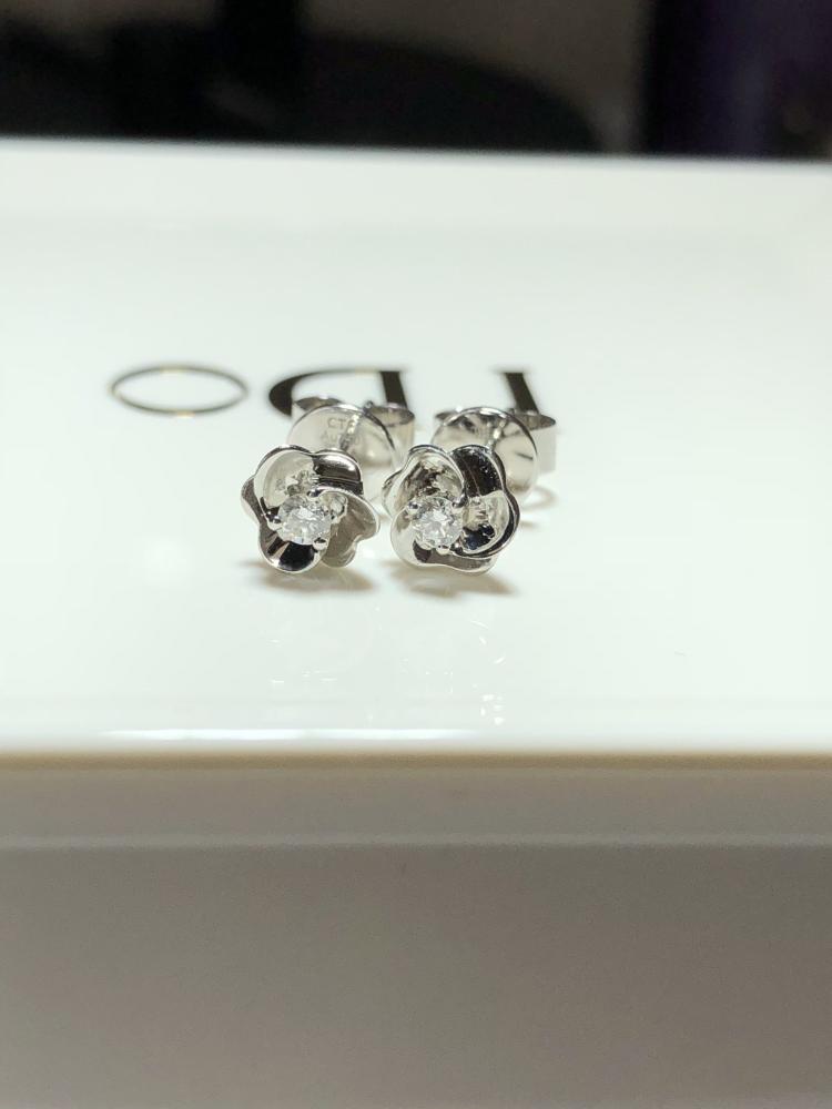 “星空综合”浓眉35+14生涯季后赛首胜 上天上天统治攻防端(图1) 星空综合