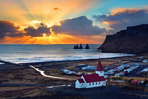 【星空综合】英国公司设计世界首个智能全玻璃住宅套间(图2) 星空·综合体育