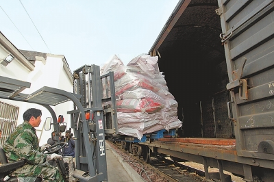 【星空综合】安徽一农贸城成“鬼城” 总投资逾20亿元(图2) 星空·综合体育